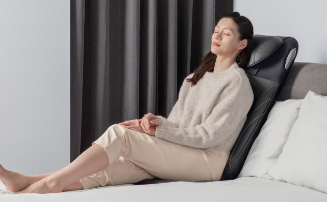 OSIM uJolly Sync Full-Back Massager with Ashiatsu and Heat